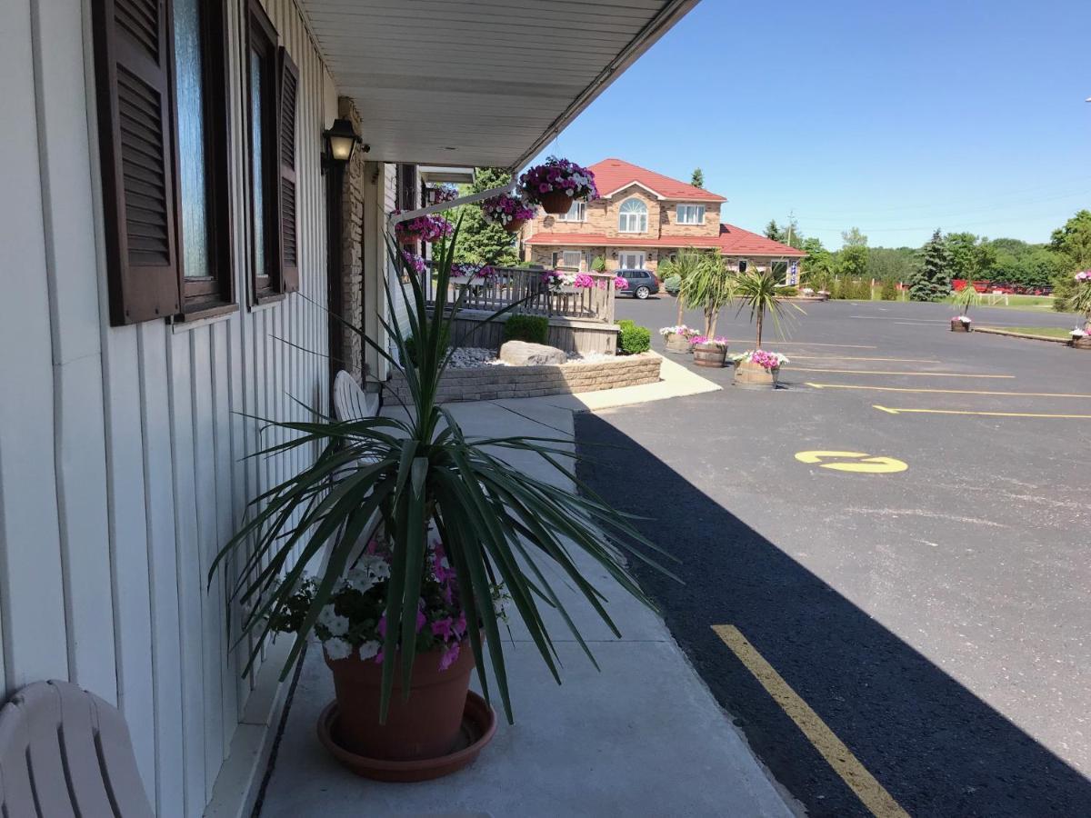 Country Inn Listowel Kültér fotó